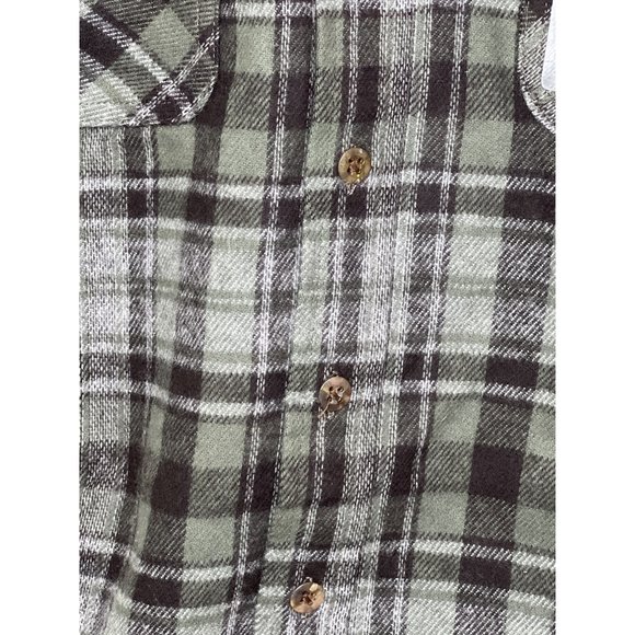 St. John’s Bay Buffalo Plaid Flannel Long Sleeve Button Down Size M - Picture 2 of 8